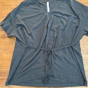 Lululemon Athletica Charcoal V-Neck Tee with Waist Tie
